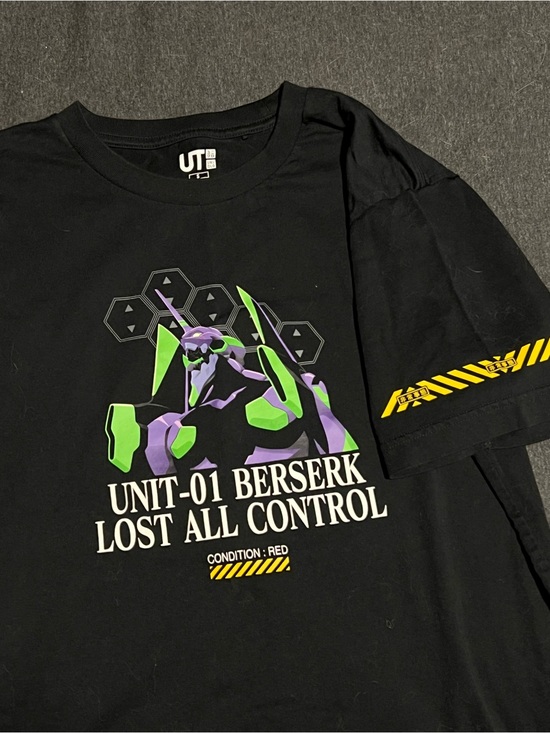 Uniqlo Other - Uniqlo UT Evangelion "Unit-01 Berserk" anime tee // small